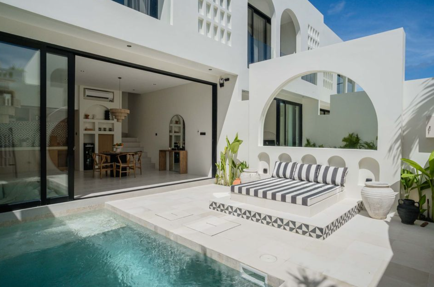 2BR Uluwatu Villa with Ocean Breeze & Surf