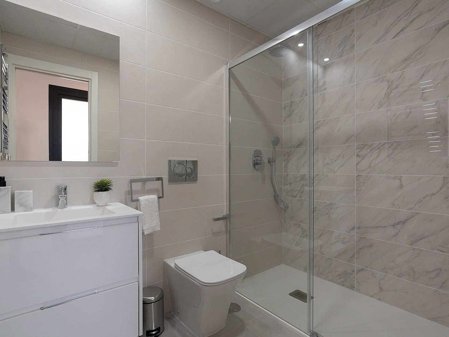 Spanish Benidorm: Mediterranean Lifestyle Apartments with Nature Views