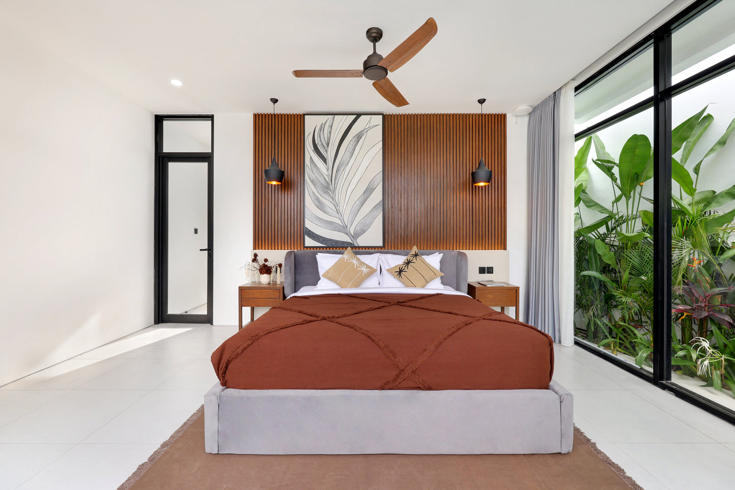 4BR Pererenan Villa 7-Meter Ceilings (Canggu)