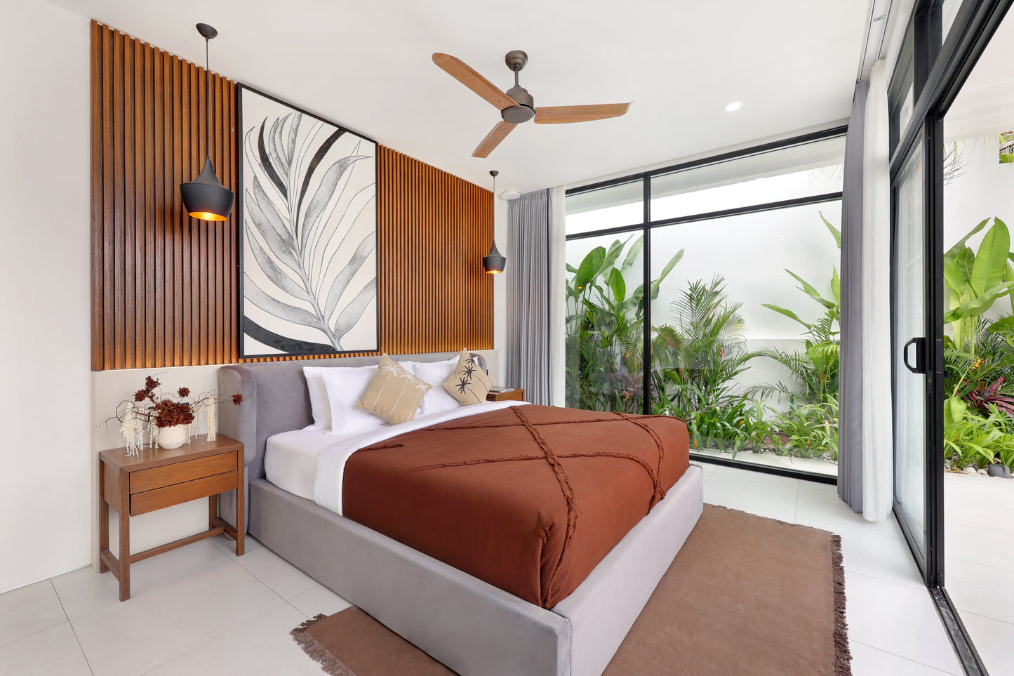 4BR Pererenan Villa 7-Meter Ceilings (Canggu)