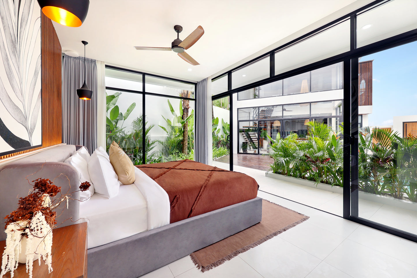 4BR Pererenan Villa 7-Meter Ceilings (Canggu)