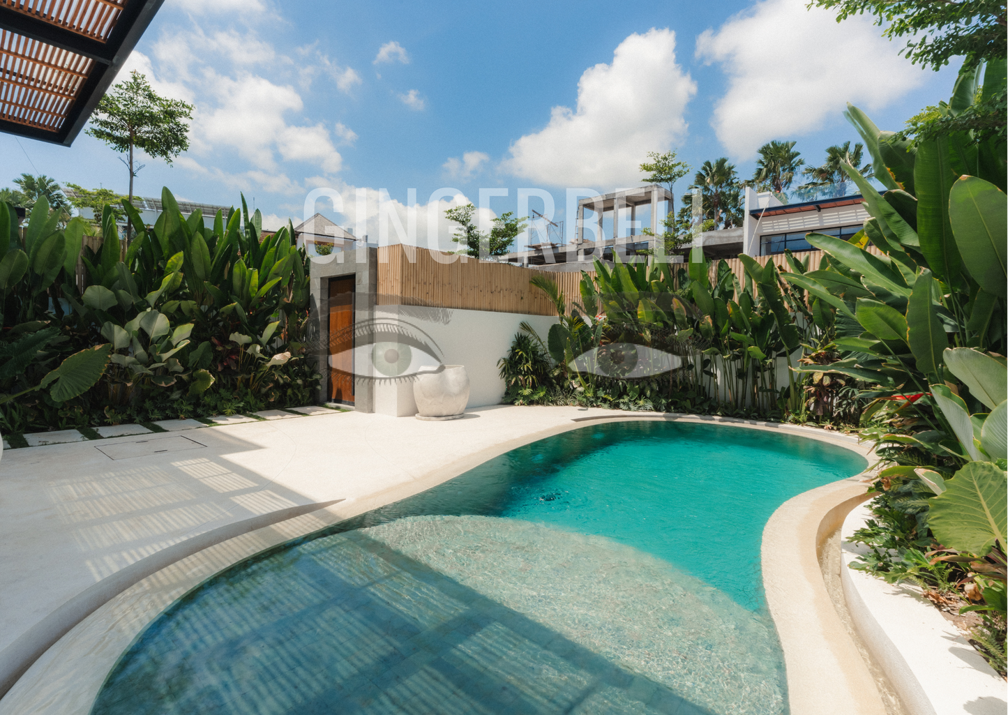 3BR Batu Bolong Villa Rooftop & near Ocean (Canggu)